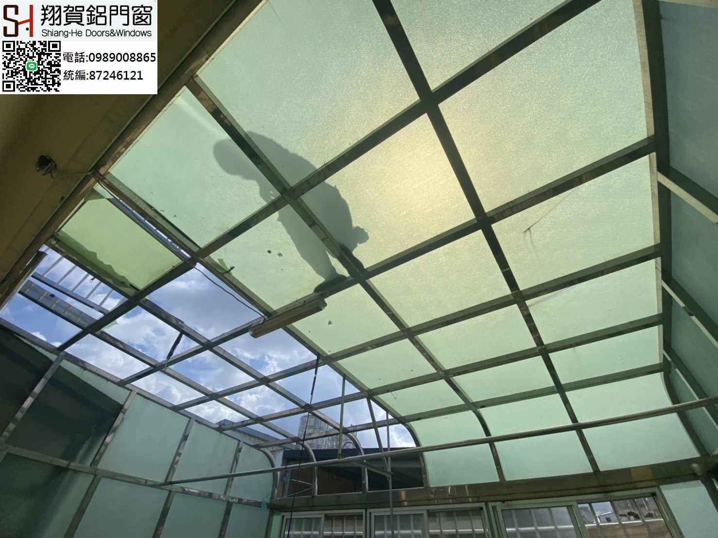 台中塑鋁板採光罩更換