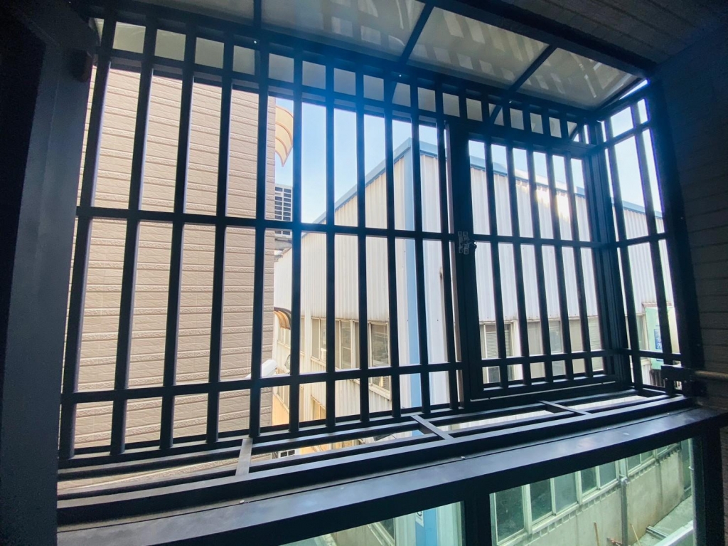 各式防盜窗