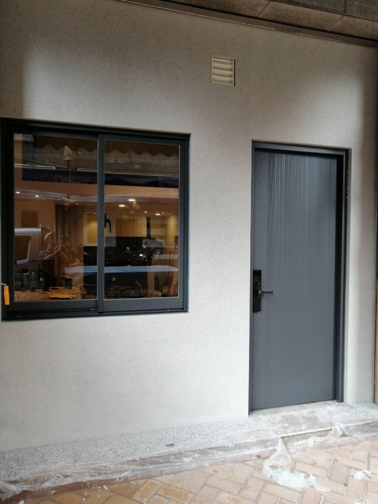 鍍鋅鋼板門/700型門